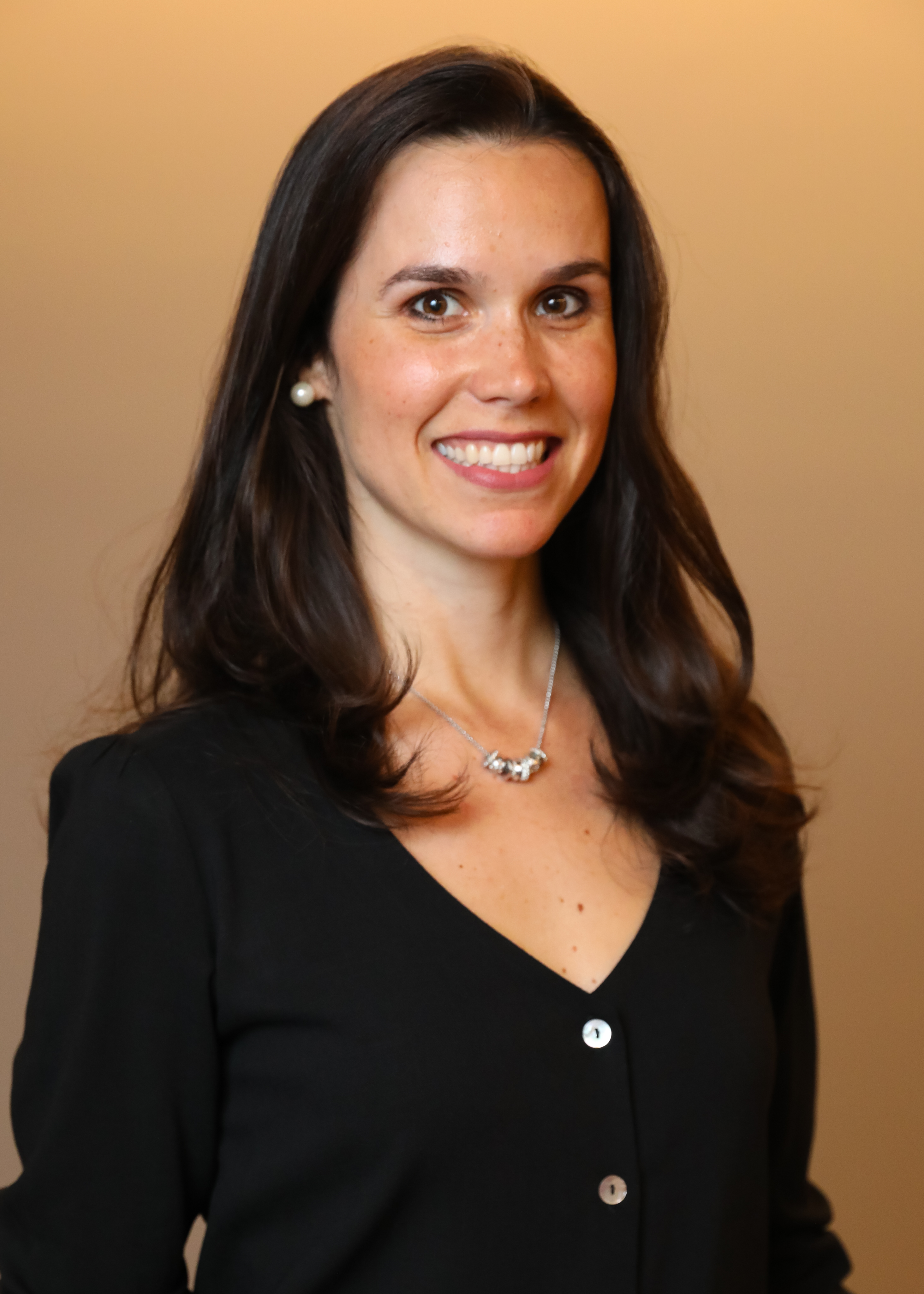 Ms. Fernanda de Oliveira Martins